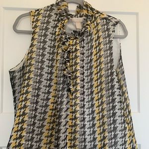 Banana Republic Sleeveless Blouse - XL